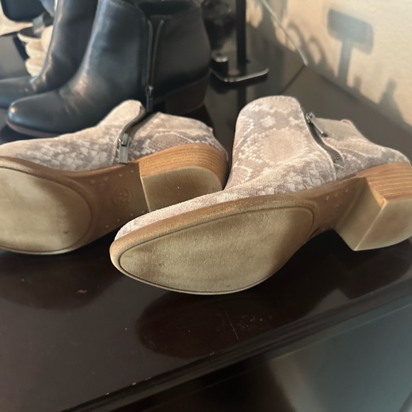 Lucky Brand Basel Booties - Picture 3 of 4